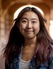 A photo of Jasmine S.